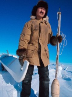 eskimo-ice-fishing